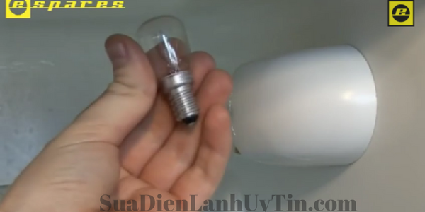 Kiểm tra xem bóng đèn có tắt mở như bình thường hay không?